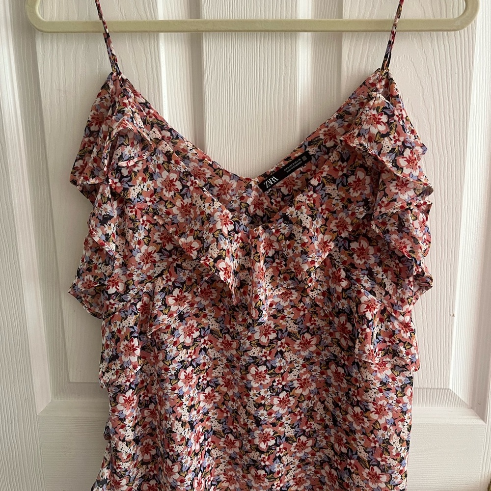 Zara Floral Ruffle Top